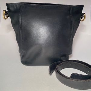 Vintage Coach Soho Lightweight Duffle